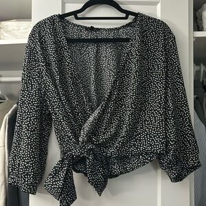 Dynamite wrap top